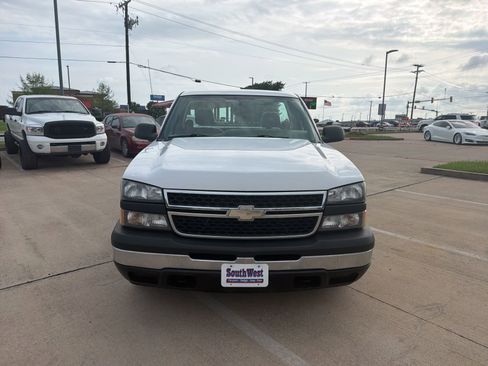 Used 2007 Chevrolet Silverado 1500 W/T image 2