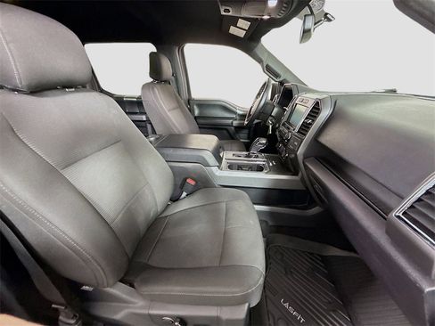 Used 2015 Ford F150 XLT w/ Equipment Group 302A Luxury image 19