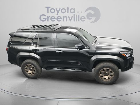 Used 2025 Toyota 4Runner Trailhunter AWD/4WD image 17