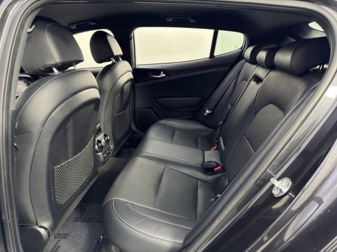 Used 2022 Kia Stinger GT-Line image 38