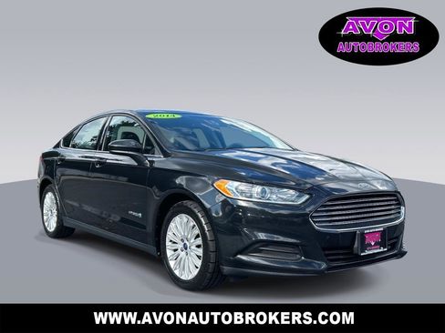 Used 2014 Ford Fusion S image 1