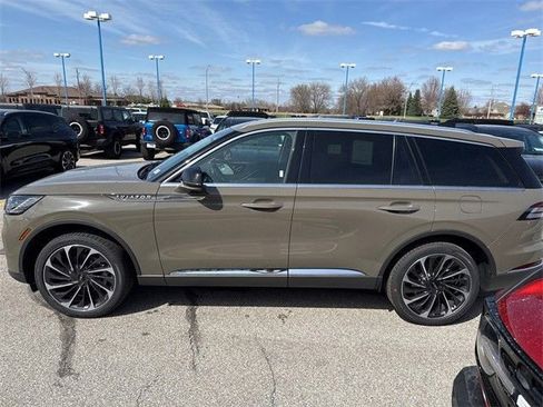 New 2025 Lincoln Aviator Reserve w/ Equipment Group 201A image 7