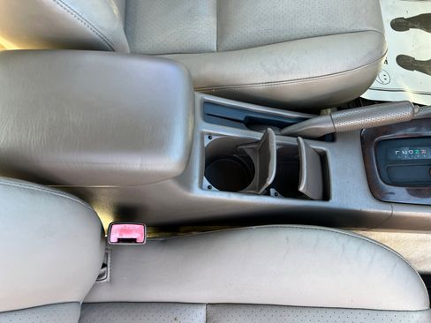 Used 2001 Toyota Camry LE image 25