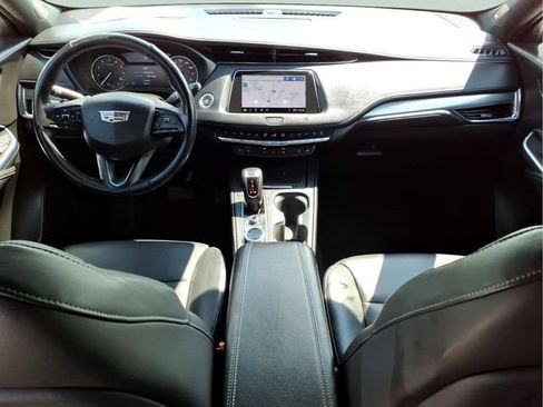Used 2019 Cadillac XT4 Premium Luxury FWD image 21