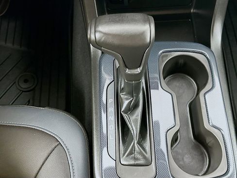 Used 2019 Chevrolet Colorado Z71 AWD/4WD image 16