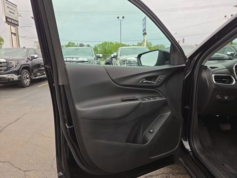 Used 2024 Chevrolet Equinox LT w/ LPO, Floor Liner Package AWD/4WD image 27