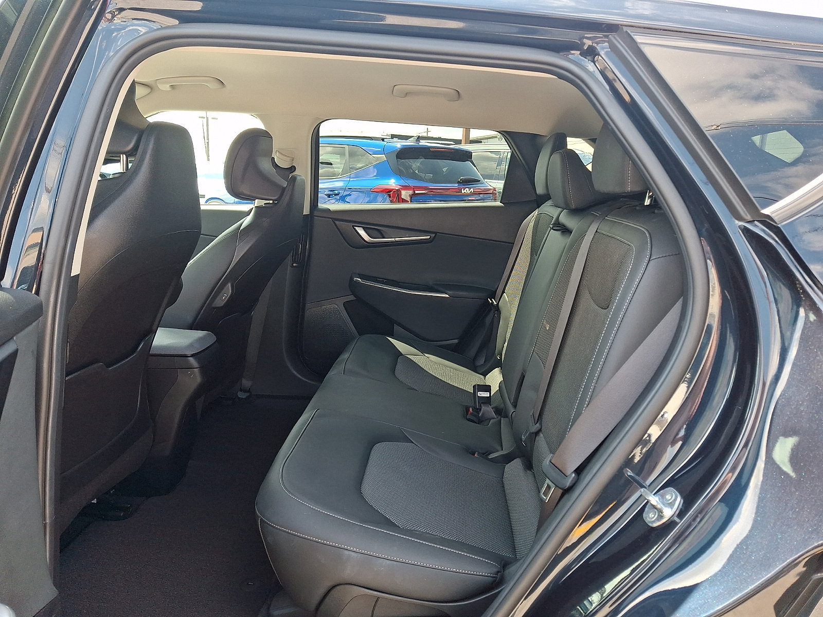 Certified 2024 Kia EV6 Light AWD/4WD image 10