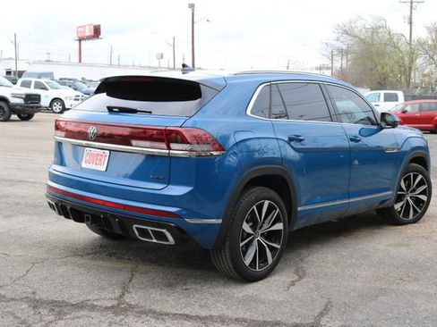 Used 2025 Volkswagen Atlas Cross Sport SEL Premium R-Line image 5