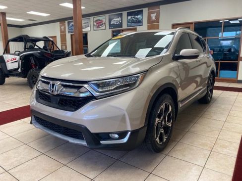 Used 2018 Honda CR-V Touring image 1