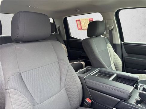 Used 2023 Toyota Tundra SR5 w/ SR5 Convenience Package AWD/4WD image 27