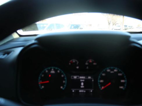 Used 2021 Chevrolet Colorado LT w/ Fleet Safety Package RWD image 17