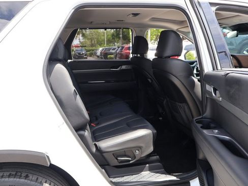 Used 2024 Hyundai Palisade SEL FWD image 37