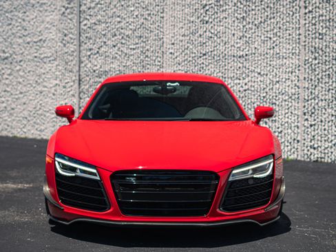 Used 2015 Audi R8 V8 AWD/4WD image 28