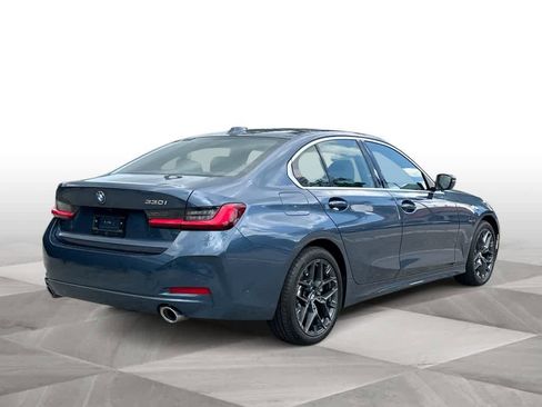 Used 2025 BMW 330i Sedan RWD image 8