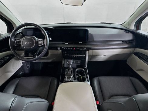 Used 2024 Kia Carnival SX FWD image 31