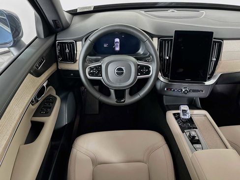 New 2026 Volvo XC90 B6 Plus w/ Protection Package Premier image 21