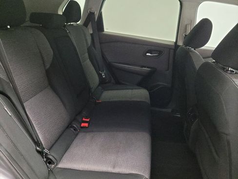 Used 2021 Nissan Rogue SV FWD image 19