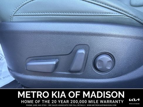 Used 2024 Kia Seltos SX w/ SX Sunroof Package image 14