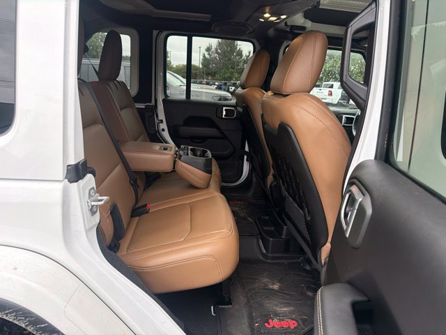 Used 2022 Jeep Wrangler Unlimited Rubicon w/ Xtreme Recon 35" Tire Package AWD/4WD image 14