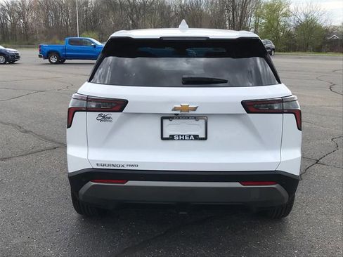 Certified 2026 Chevrolet Equinox LT AWD/4WD image 4