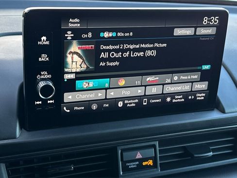 Used 2025 Honda Pilot TrailSport image 22