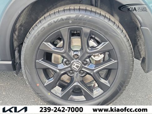 Used 2024 Honda HR-V Sport image 11