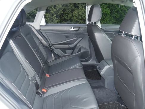 Used 2022 Volkswagen Jetta SEL FWD image 24