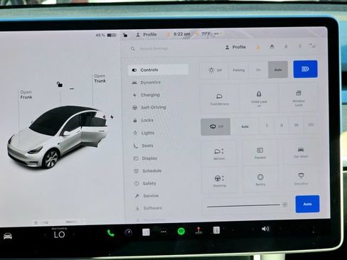 Used 2021 Tesla Model Y AWD image 41