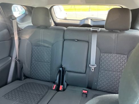 Used 2021 Chevrolet Blazer LT FWD image 12