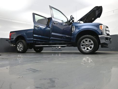 Used 2017 Ford F250 Lariat w/ Lariat Ultimate Package image 50