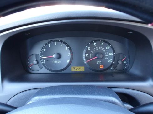 Used 2005 Hyundai Elantra GLS FWD image 14