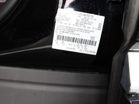 Used 2020 Lincoln Aviator Black Label w/ Class IV Trailer Tow Package AWD/4WD image 43
