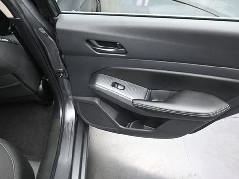 Used 2025 Nissan Altima 2.5 SV AWD/4WD image 34