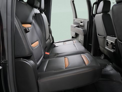 Used 2024 GMC Sierra 2500 AT4 w/ AT4 Preferred Package AWD/4WD image 29
