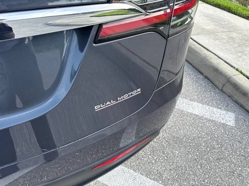 Used 2020 Tesla Model X Performance AWD/4WD image 28