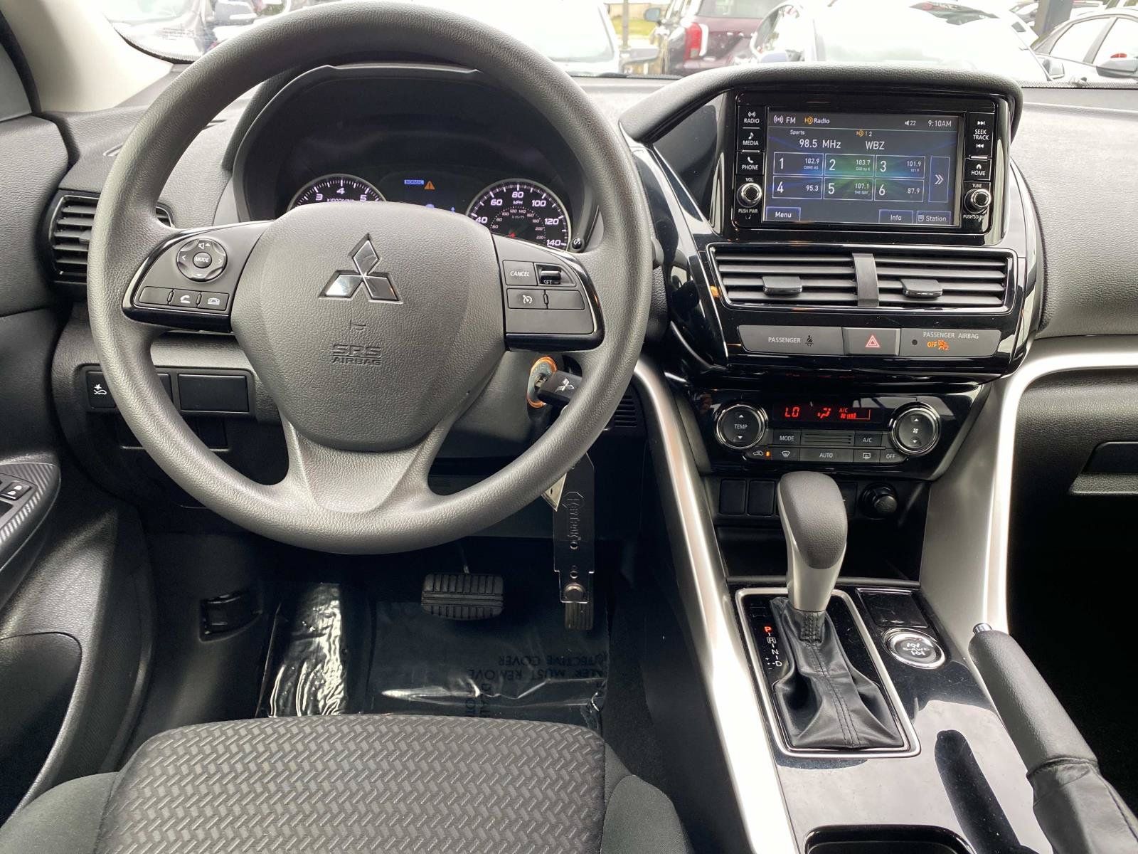 Used 2022 Mitsubishi Eclipse Cross ES AWD/4WD image 10