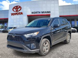 Used 2025 Toyota RAV4 LE video 2