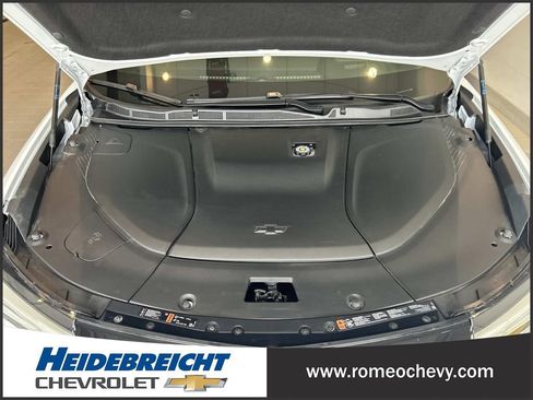 Used 2024 Chevrolet Blazer EV LT AWD/4WD image 9