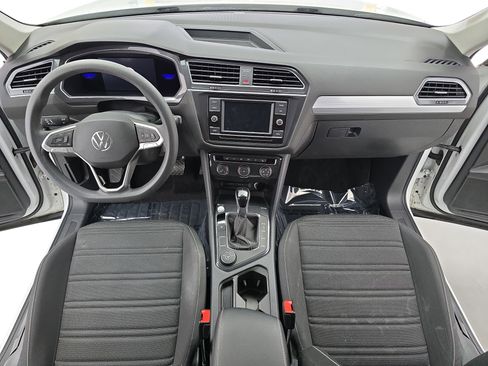 Certified 2022 Volkswagen Tiguan S image 9