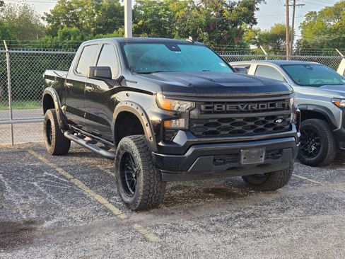 Used 2024 Chevrolet Silverado 1500 Custom w/ Turbomax Blackout Package AWD/4WD image 1