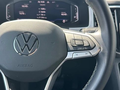 Used 2023 Volkswagen Atlas Cross Sport SE AWD/4WD image 20