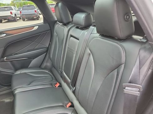 Used 2017 Lincoln MKC Reserve w/ Lincoln MKC Climate Package AWD/4WD image 25