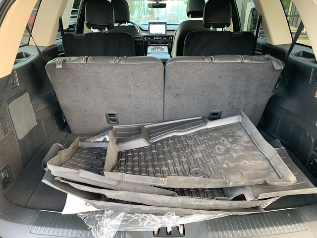 Certified 2023 Lincoln Aviator AWD w/ Premium Package image 5