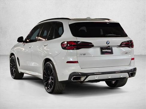 Used 2024 BMW X5 xDrive40i w/ M Sport Package image 8