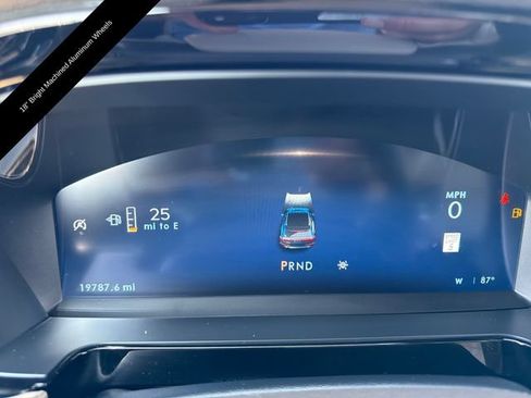Used 2023 Lincoln Corsair AWD w/ Equipment Group 101A image 20