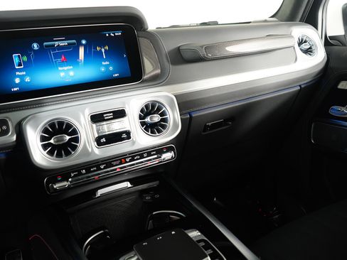 Used 2025 Mercedes-Benz G 63 AMG 4MATIC image 51