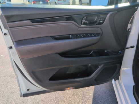 Used 2018 Honda Odyssey Elite image 14