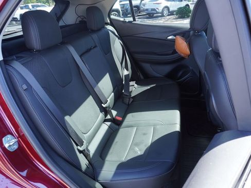Certified 2023 Buick Encore GX Essence w/ Experience Buick Package image 7