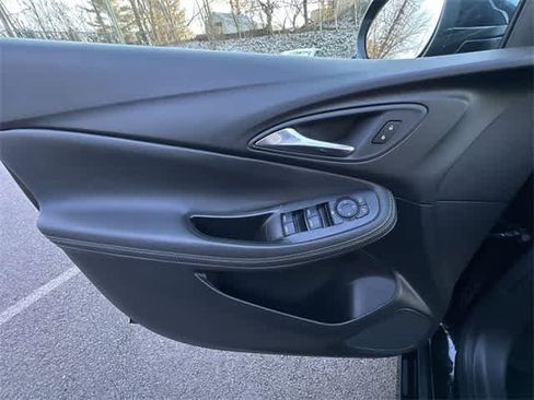 Used 2024 Buick Encore GX Sport Touring w/ Comfort Package image 17