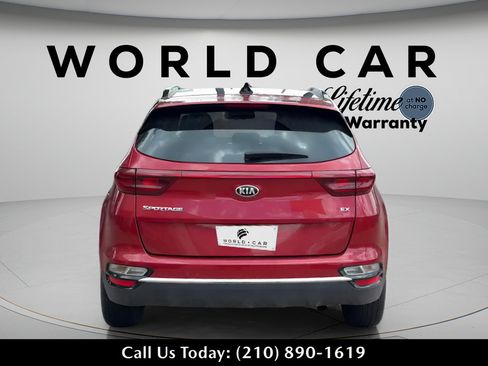 Used 2022 Kia Sportage EX w/ EX Technology Package FWD image 6